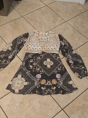 Boho Black Floral Long-Sleeve Mini Dress